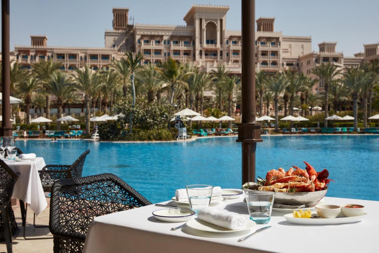 Jumeirah Al Qasr Dubai Esterno foto The Palace Downtown Dubai