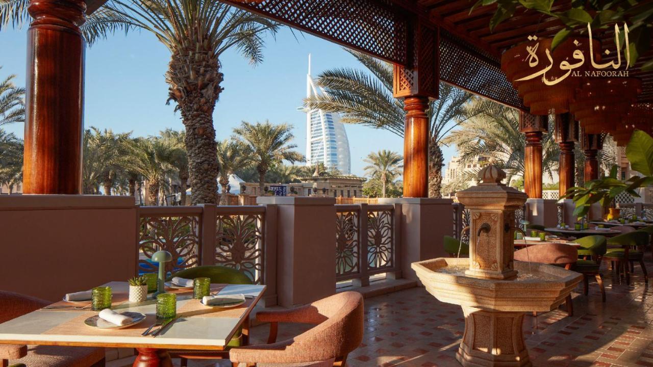 Jumeirah Al Qasr Dubai Esterno foto The Palace Downtown Dubai
