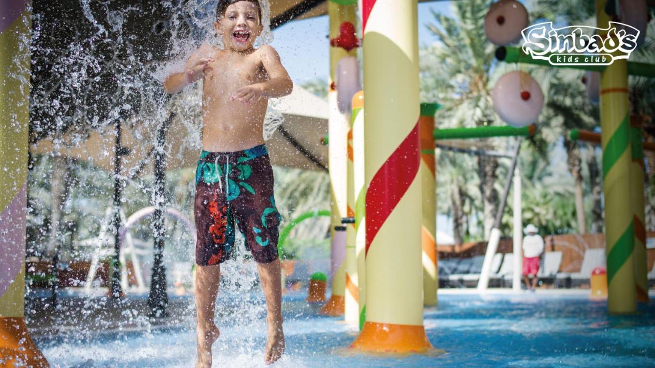 Jumeirah Al Qasr Dubai Esterno foto Splash Island