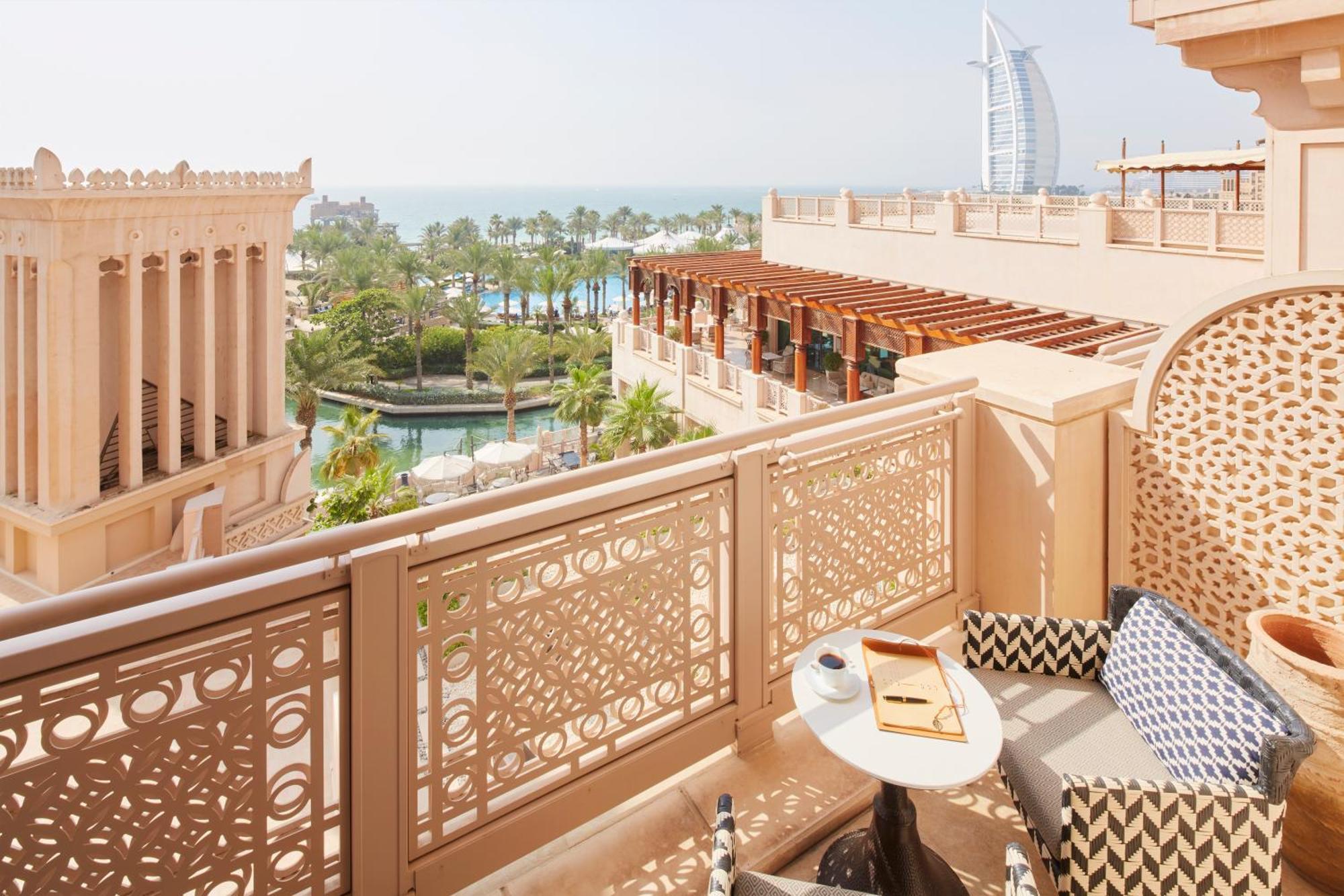 Jumeirah Al Qasr Dubai Esterno foto The Palace, Downtown Dubai